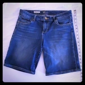 Kut from the Kloth Catherine boyfriend shorts